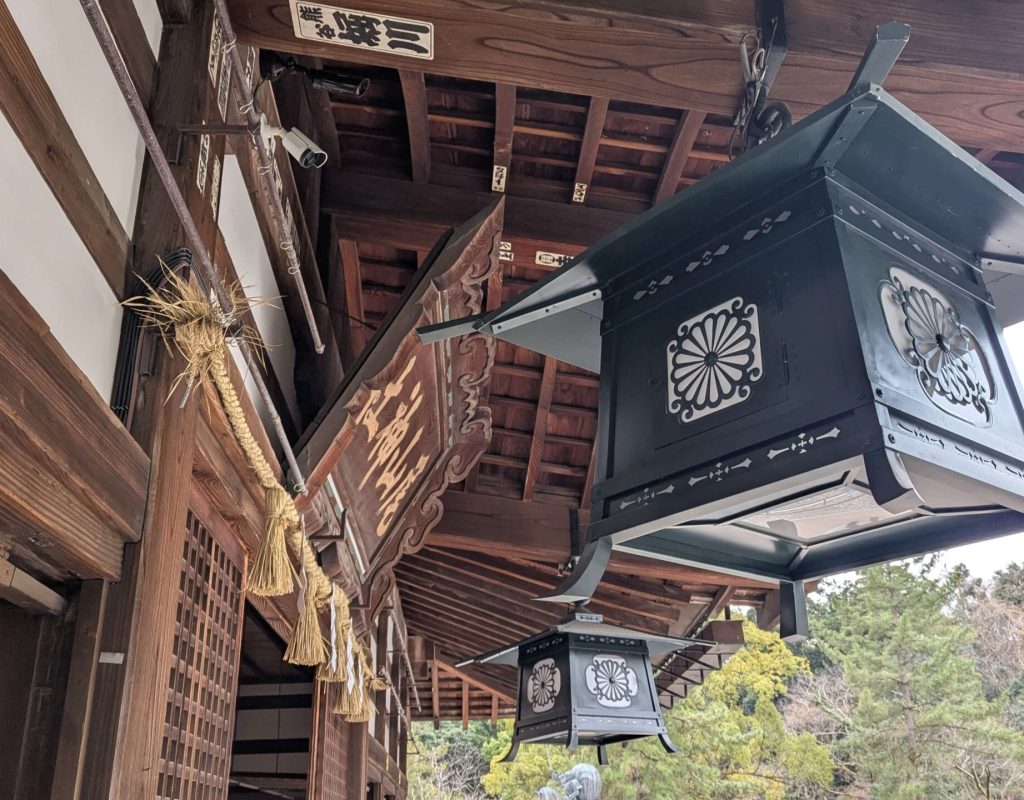 lanterne japonaise dans un temple